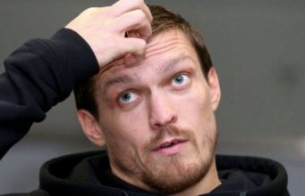 Переговоры по бою Усика остановлены, – промоутер