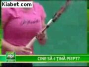 «Тело не выдерживает». Бывшая первая ракетка мира, которой пришлось уменьшить огромную грудь, объявила о завершении карьеры. Фото