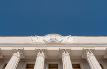 Депутат Железняк: Рада на следующей неделе продлит военное положение на Украине