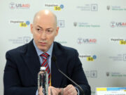 Журналист Гордон пожаловался, что не ходит в магазин из-за «российских киллеров»