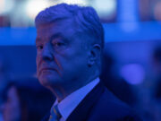 Экс-президента Украины Порошенко не пустили в командировку в Испанию и Италию