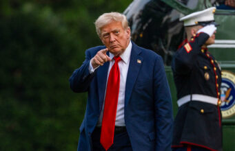 Дубинский: Зеленский прикажет ВСУ стоять насмерть после ультиматума Трампа