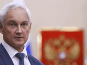 Белоусов поздравил бойцов мотострелковой бригады с освобождением Зелёного Гая