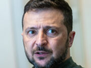 Фази: Зеленский не хочет завершать конфликт из-за страха перед украинцами