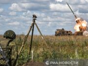 Военнослужащие армии России уничтожили два орудия и пункты дислокации ВСУ