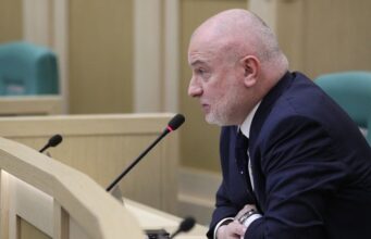 Сенатор Клишас объявлен в розыск СБУ