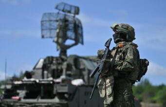Силы ПВО за ночь сбили 139 украинских беспилотников над регионами России