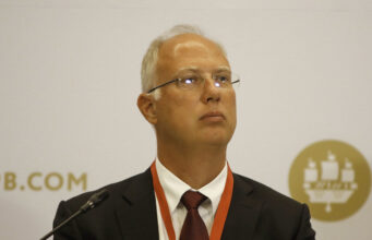 Дмитриев: Россия хочет скорого и дипломатического завершения конфликта на Украине