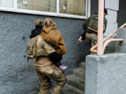 На Украине решили эвакуировать несовершеннолетних из Днепропетровской области