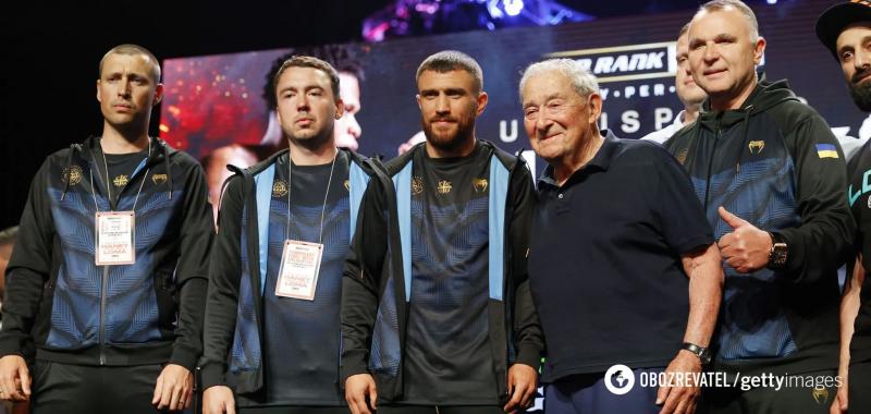 ''Такого больше нигде в мире не происходит''. Промоутер указал на ''странную ситуацию'' в бою Ломаченко &ndash; Хэйни